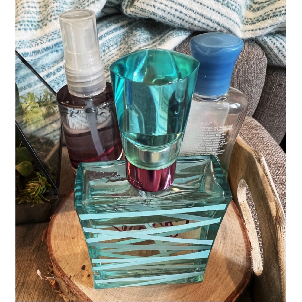 Bath&Bodyworks Carried Away eau du toilette, RARE + body spray and shower gel - Picture 2 of 10